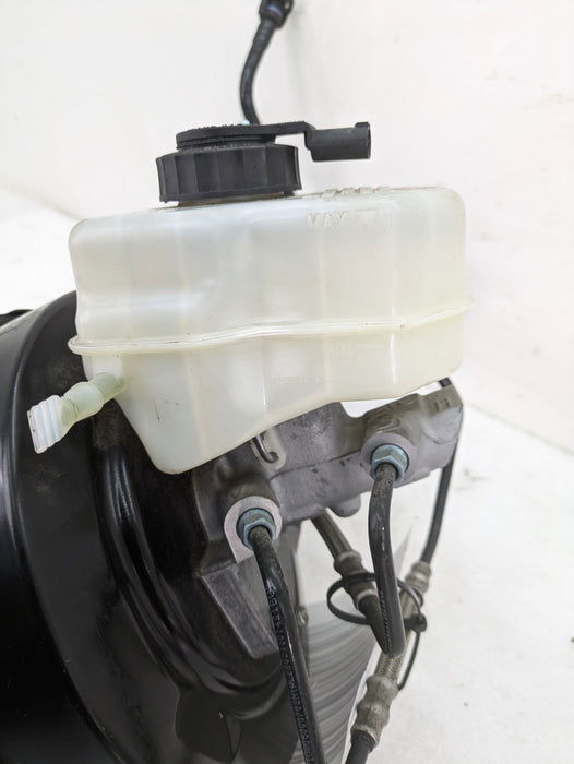 BMW E90 E91 E92 E93 335i 335xi 328xi Brake Booster & Master Cylinder 6785648