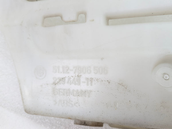 BMW E90 335xi 330xi 328xi 325xi 323i M Sport Right/Passenger Side Rear Bumper Bracket 7906506
