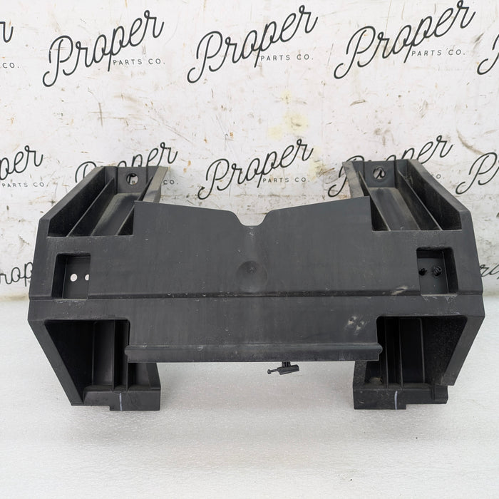 Chevrolet C7 Corvette Stingray Z51 Rear Bumper Center Support Mounting Bracket Carrier 23169479