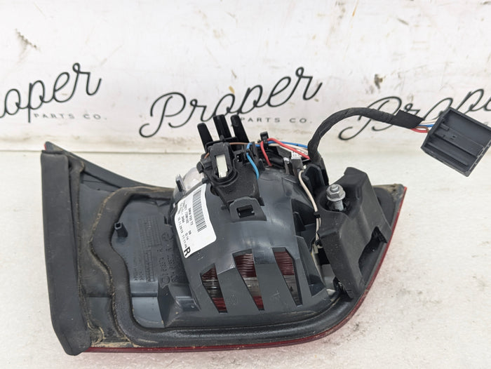 BMW F32 F36 F33 4 Series Pre-LCI Right/Passenger Side Inner Trunk Tail Light 7296102