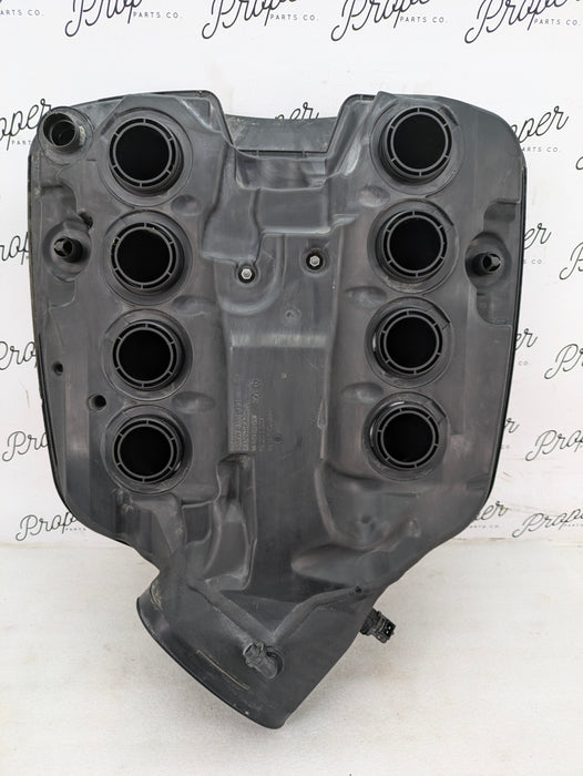 BMW E92 E90 E93 M3 S65 Engine Air Intake Plenum 11617838010/7838010