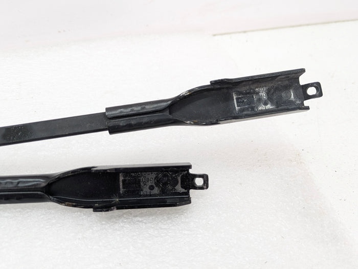 BMW E82 E88 135i 128i Left & Right Windshield Wiper Arms Set Pair 7169971/7169972