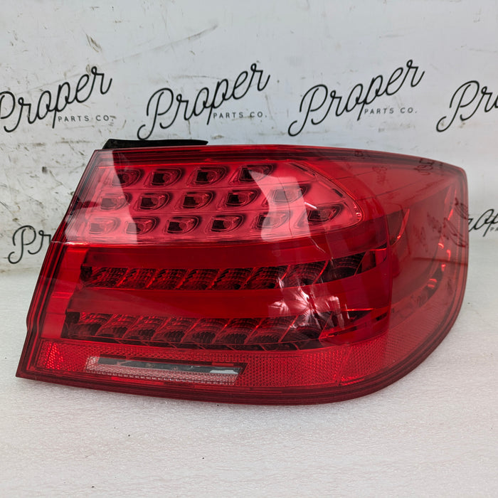 BMW E92 335xi 328xi M3 3 Series LCI Right/Passenger Side Outer LED Tail Light 7251960