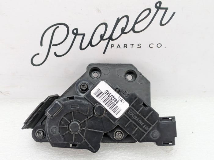 Chevrolet C7 Corvette Stingray Glovebox Release Actuator Motor Assembly & Bracket 340203AB