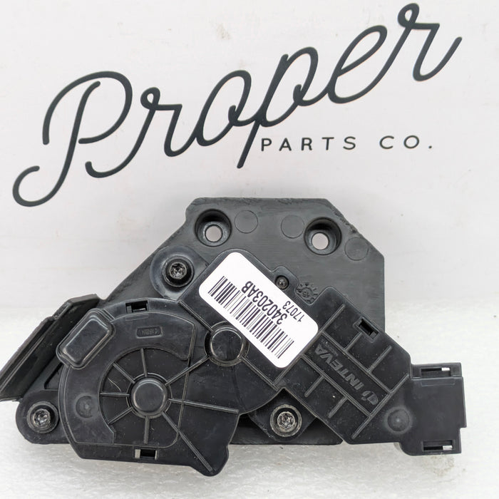 Chevrolet C7 Corvette Stingray Glovebox Release Actuator Motor Assembly & Bracket 340203AB