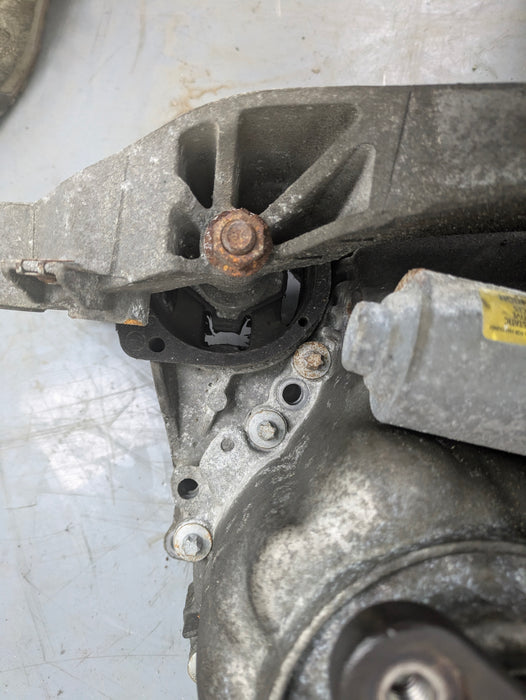 BMW E92 E91 E90 335xi 330xi 328xi 325xi All-Wheel AWD Drive ATC300 Transfer Case & Actuator Motor 7599690