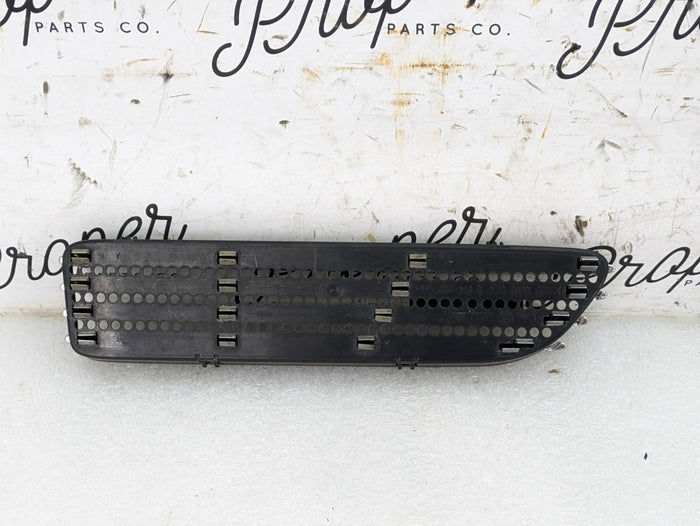 BMW E46 M3 Fender Grille Vent Set Pair Left/Right 2694608/2694607