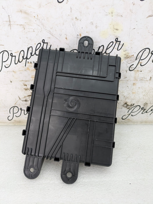 Chevrolet C7 Corvette Stingray Z51 Rear Trunk Fuse Panel Relay Junction Box 23180898