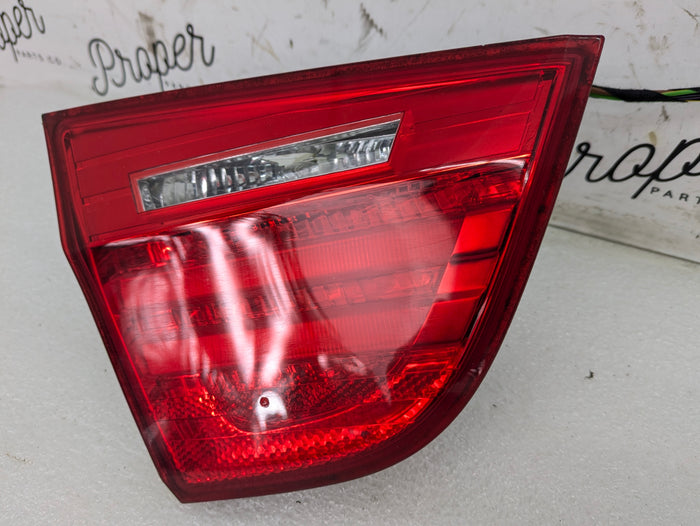 BMW E90 335xi 328xi 325xi 323i LCI Left/Driver Side Rear Inner Trunk Tail Light 7289427