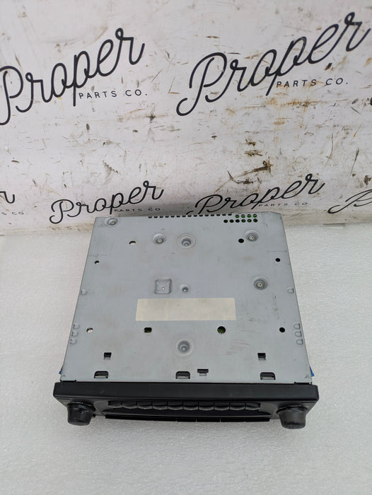 Porsche 986 Boxster S Headunit/Radio/CD Player 99664512902 *NOTE*