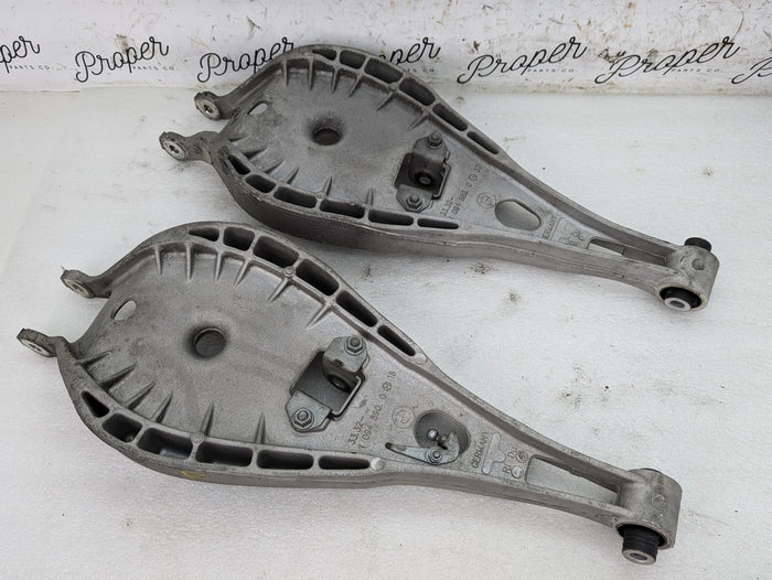 BMW E85 Z4/E46 3 Series Left/Right Side Rear Upper Control Arm Spring Perch 1094889/1094890