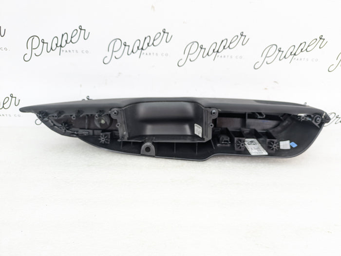 2021 Volvo V60 T6 R-Design Right/Passenger Side Front Door Arm Rest Handle