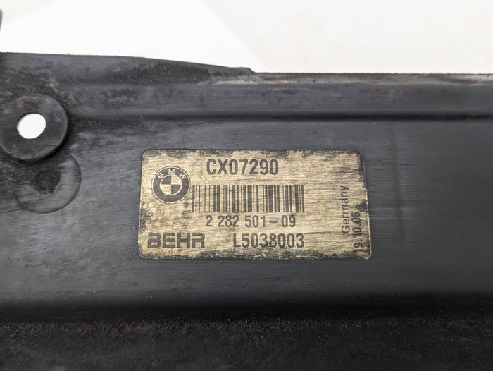 BMW E60 E61 M5 E63 E64 M6 Radiator Support Bracket Cover Trim 7519205 / 2282501