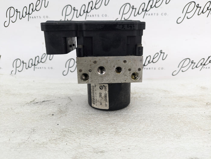 BMW E60 E61 M5/E63 E64 M6 Anti Lock Brake/ABS/DSC Pump Module 2283227