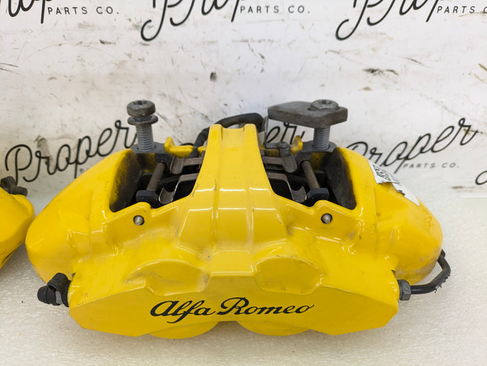 2018-2024 Alfa Romeo Stelvio 2.0 Brembo Front Caliper Set Left Right Yellow