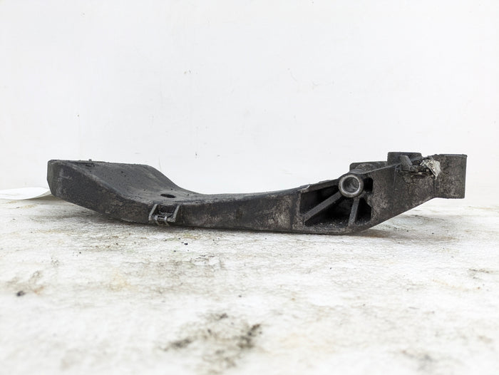 BMW E90 E91 E92 335xi 328xi AWD Transmission Gearbox Cross Member Support Bracket 6769281