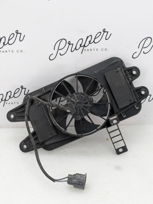 Chevrolet C7 Corvette Stingray Automatic Transmission Fluid Cooling Fan & Shroud Assembly 22818943