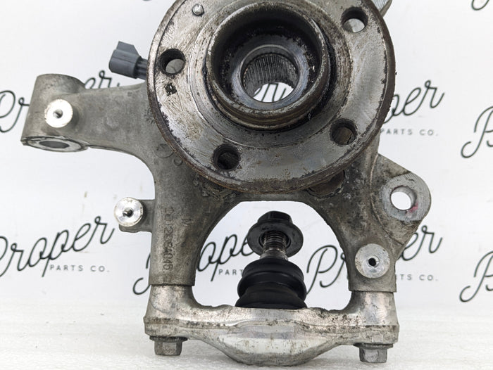 2021 Volvo V60 T6 R-Design Right/Passenger Side Front Spindle/Knuckle/Hub 31476316