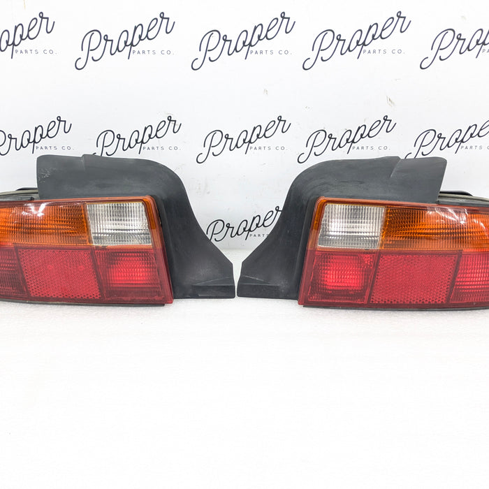 BMW Z3 M 3.0 2.8 Roadster Amber Tail Light Set Left Right 63218389713