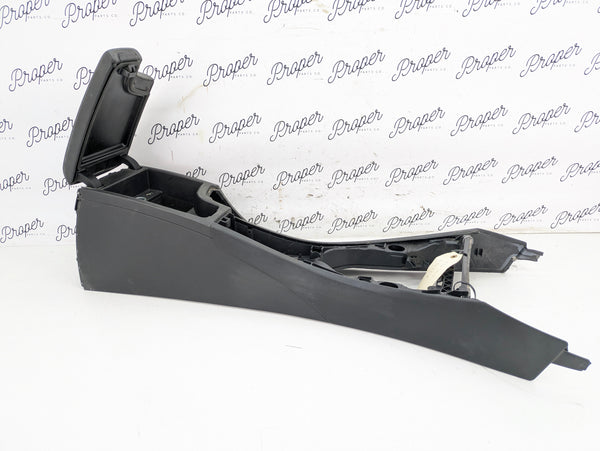 BMW E90 E91 E92 E93 M3 335i Center Console & Arm Rest 7596992 *DAMAGED*