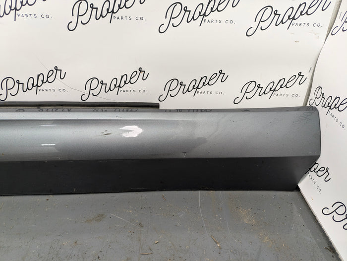 2021 Volvo V60 T6 R-Design Right/Passenger Side Skirt Osmium Gray Metallic (714) 31448912