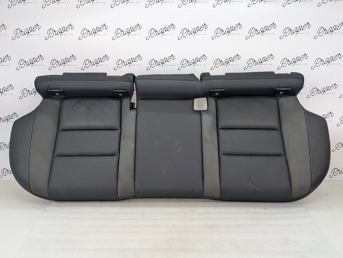 2021 Volvo V60 T6 R-Design Rear Lower Seat Cushion Pad 31482313 *DAMAGED*