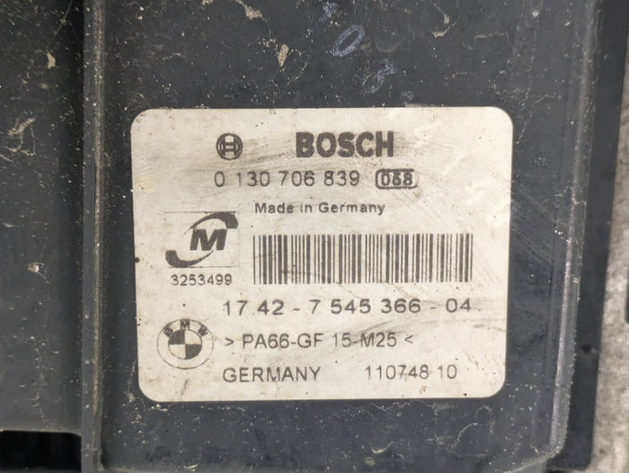 BMW E90 E92 E93 335xi 335i N55 N54 Auto Transmission Engine Cooling Pack Radiator/AC Condenser/Intercooler/600W Fan 17117788903/7545366