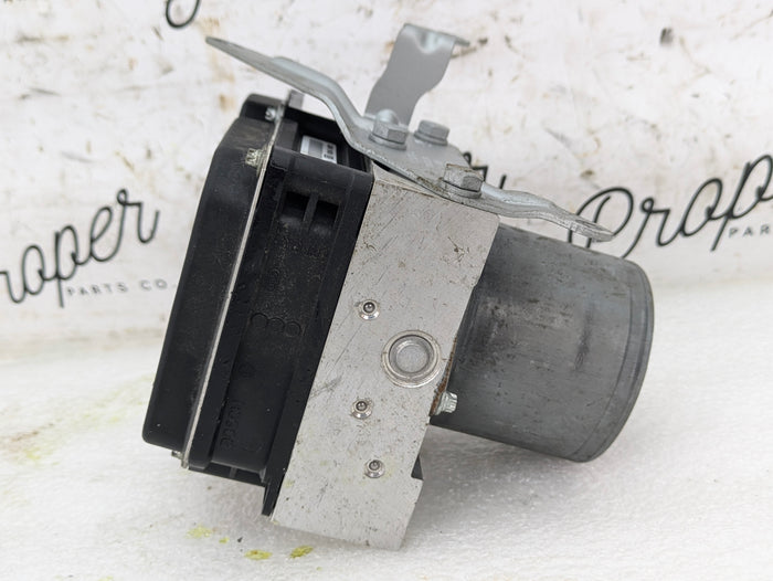 BMW E90 E91 E92 335xi 330xi 328xi 325xi AWD Anti-Lock Brake ABS Pump DSC Hydraulic Module 6780161/6764671