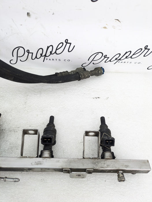 BMW E46 328ci 323ci M52 Fuel Rail Injector Tube & Fuel Injectors 1433024/1427240