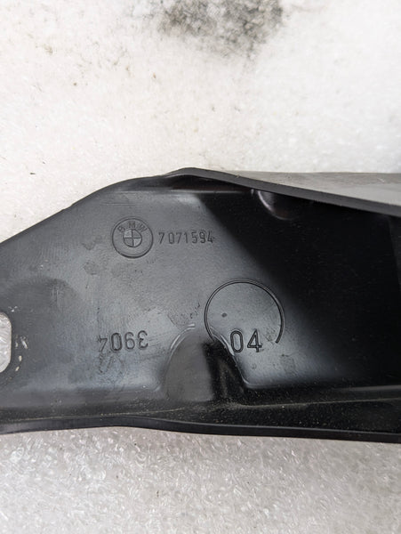 BMW E61 530xi 525xi 545i 550i Wagon Rear Tailgate Lift Lock Latch Actuator 7071594