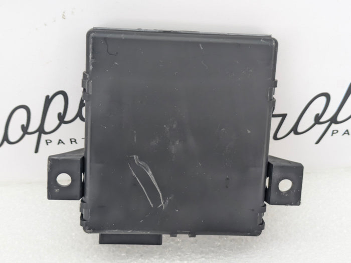 2015-2018 Audi 8U Q3 Gateway Interface Control Module ECU 8U0907468ASJ
