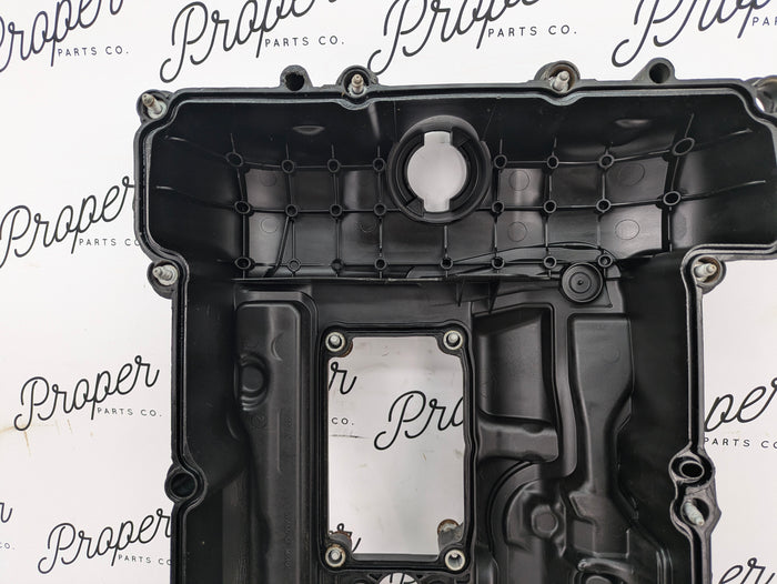 BMW E82 E90 E92 F30 F32 F10 E60 X5 N55 Engine Valve Cylinder Head Cover 7570292