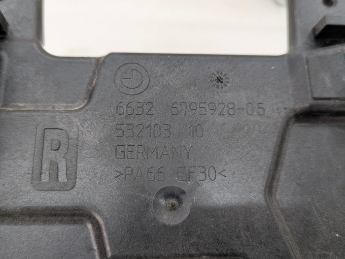BMW F32 F30 F31 F33 F34 F36 430xi 440xi 435xi 428xi Right/Passenger Side Lane Change Warning Assist/Blind Spot Control Slave Module 6884287/6795928/6798971