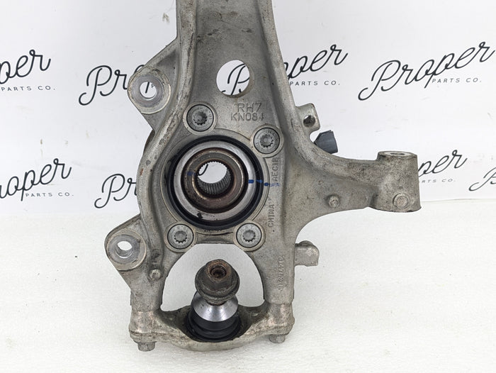 2021 Volvo V60 T6 R-Design Right/Passenger Side Front Spindle/Knuckle/Hub 31476316