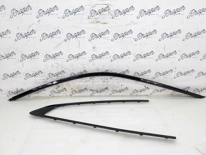 BMW G22 G82 430ix M440ix M4 Right/Passenger Side Shadowline Window Trim 51337482754/51337482756