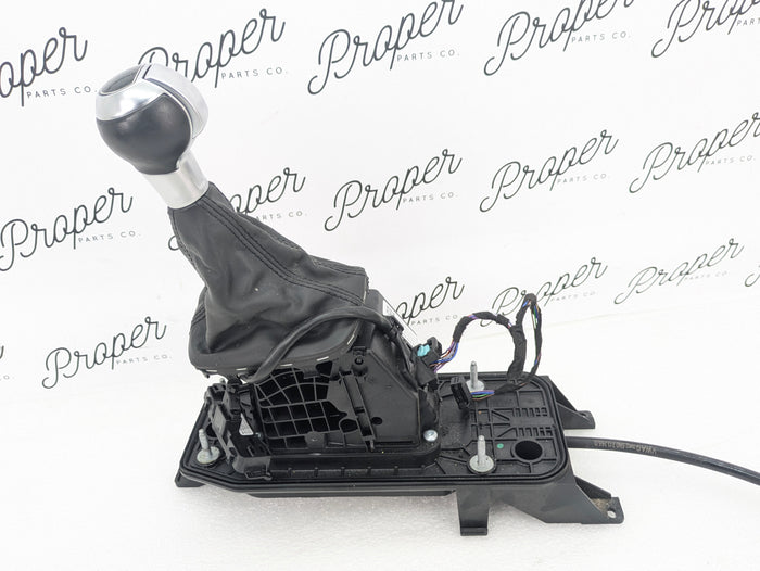 2016-2018 Audi 8U Q3 Automatic Transmission Gear Selector Shifter With Knob & Boot 5N1713025K/8U1713139