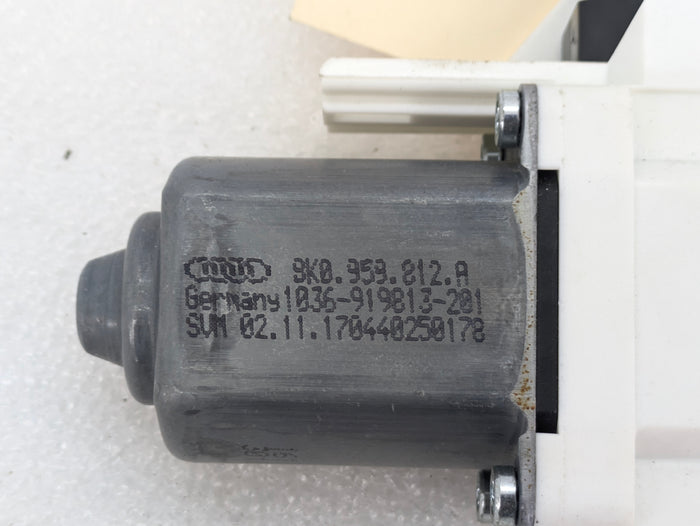 2015-2018 Audi 8U Q3 Rear Right Window Regulator Motor 8K0959812A