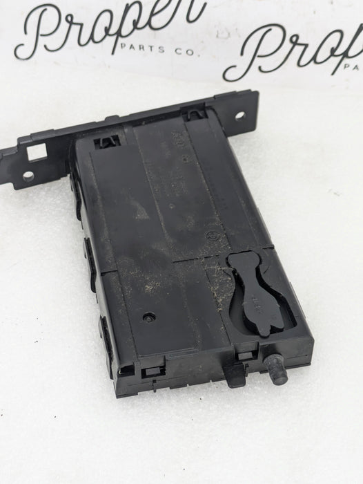 BMW E90 E91 E92 E93 3 Series Right/Passenger Side Dashboard Cupholder Black 7127461 *DAMAGED*