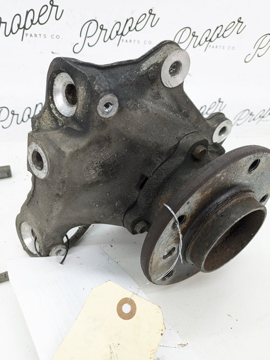 BMW E82 E88 E90 E91 E92 E93 135i 335i 328i RWD Front Right Spindle Hub Knuckle 6793924