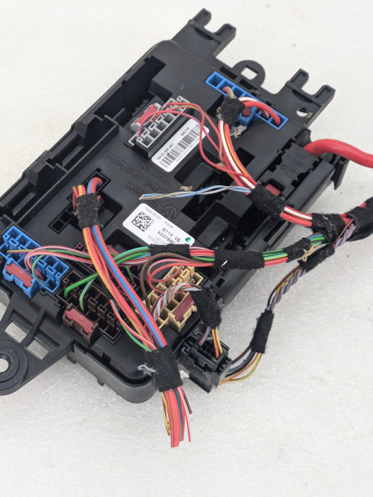 BMW F32 F30 F31 F33 F34 F36 3 & 4 Series Trunk Power Distribution Fuse Box 9337880