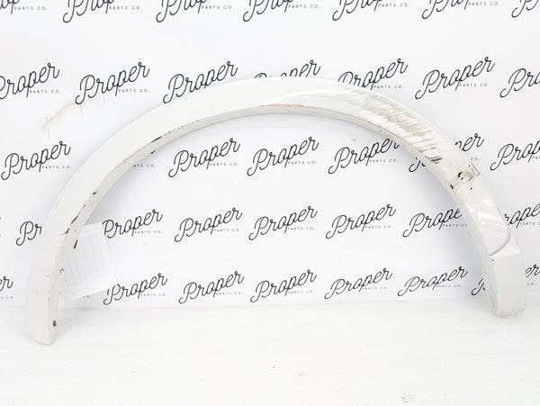 2015-2018 Audi 8U Q3 Front Right Wheel Moulding Cortina White 8U0853818C *DAMAGED*