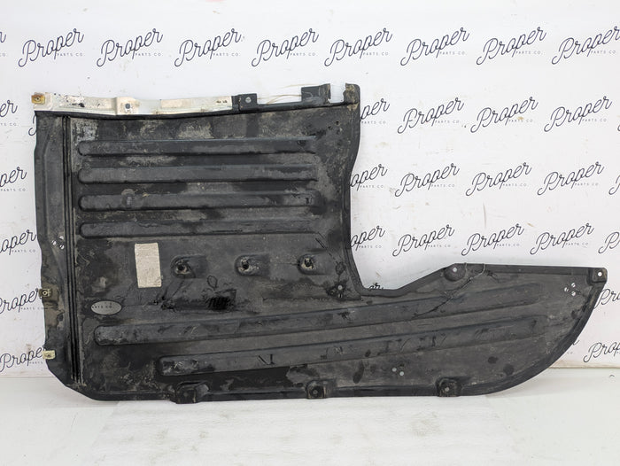 BMW G20 330ix M340ix G22 G23 430ix M440ix AWD Center Underbody Splash Shield 7447151 *DAMAGED*