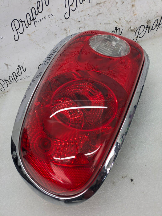 MINI R60 Countryman Right/Passenger Side Rear Tail Light & Trim 9808152