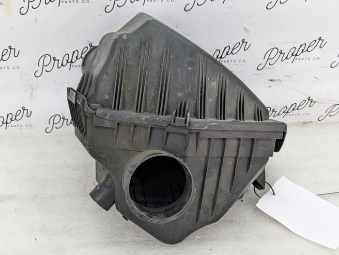BMW E60 E61 530xi Air Cleaner Intake Filter Box Mass Air Flow Sensor 7537667