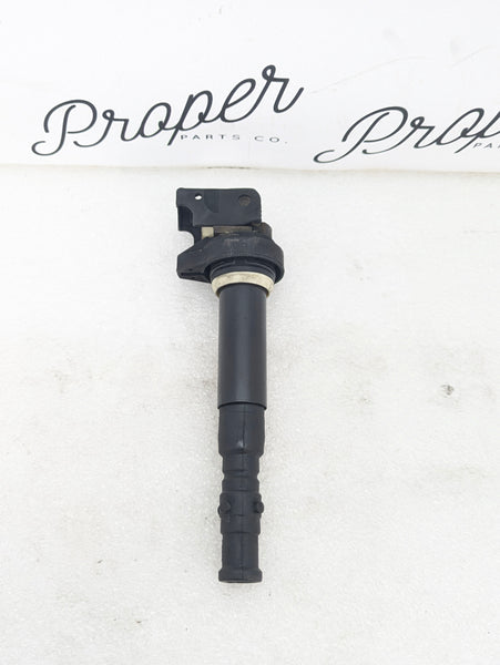 BMW E60 E61 M5/E63 E64 M6 S85 V10 Engine Ignition Coil Pack 7835108