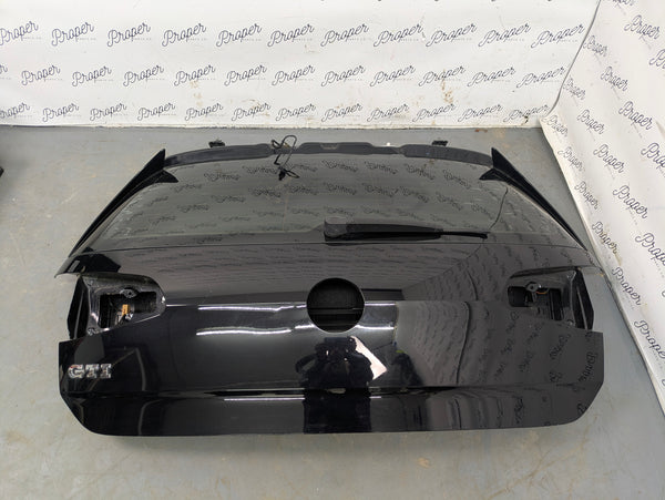 Volkswagen MK7/5G GTI Hatch Deep Black Pearl (LC9X) *DAMAGED*