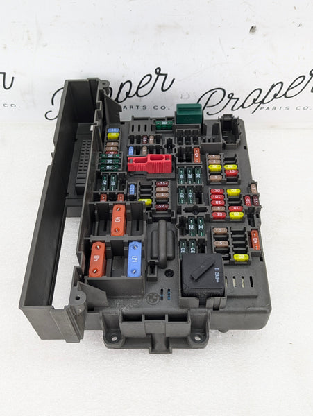 BMW E9X 3 Series Front Power Distribution Fuse Box 9119447
