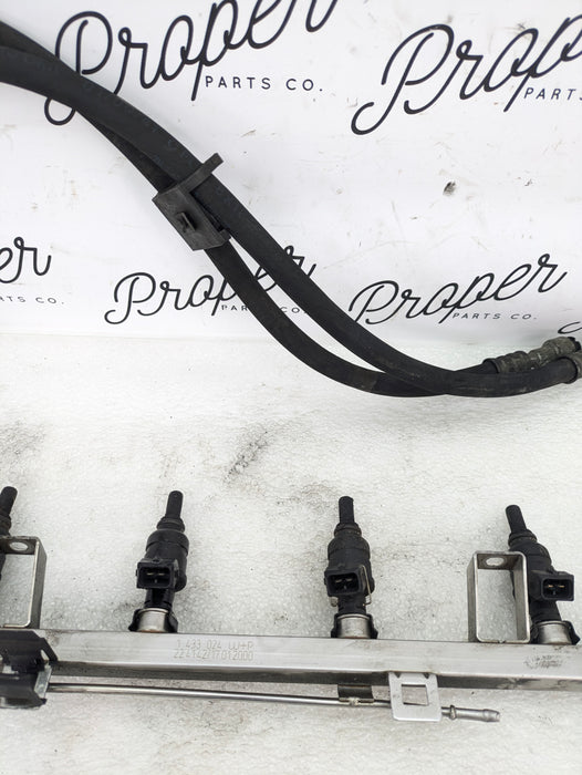 BMW E46 328ci 323ci M52 Fuel Rail Injector Tube & Fuel Injectors 1433024/1427240