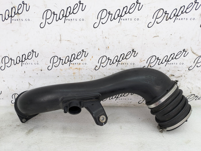 BMW E92 E90 E93 335xi 335i N55 Turbocharger Air Inlet Pipe Duct 7599286