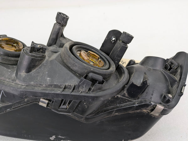 BMW Z3 M Roadster Front Right Headlight White Indicator 8386048 *Damaged*